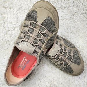 Skechers Relaxed Fit Memory Foam Breath Easy Shoes Sneakers Women's 7.5